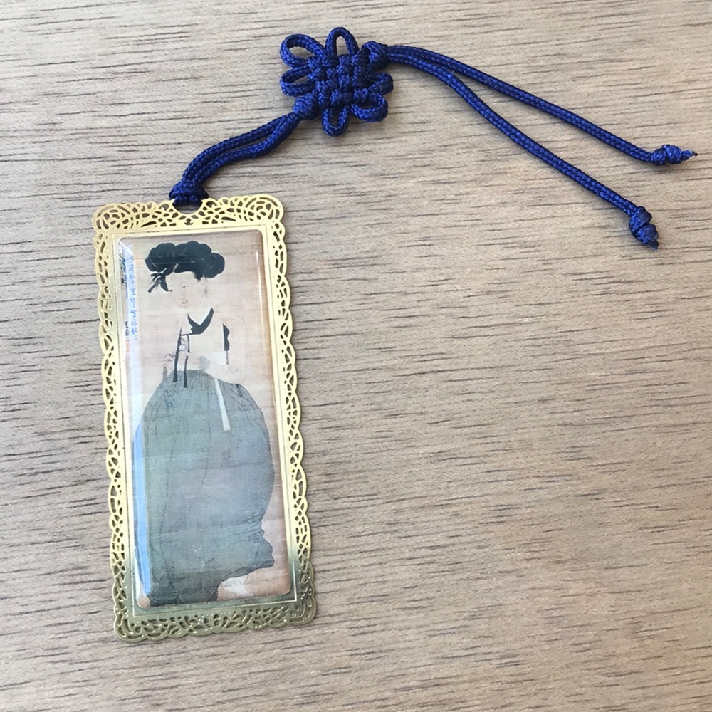 Korean miniature bookmark